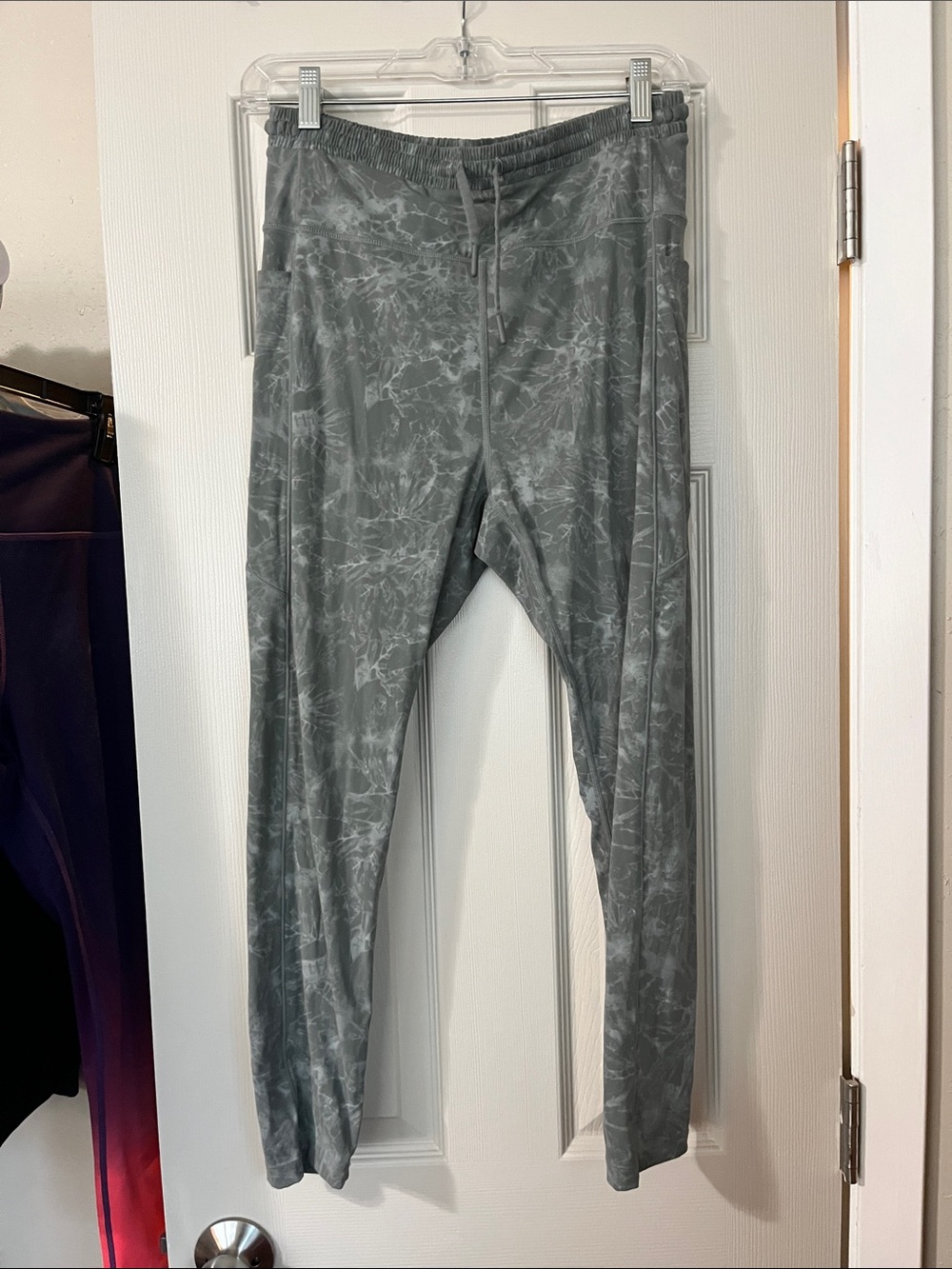 Gray Marble-Print Women's Track Joggers